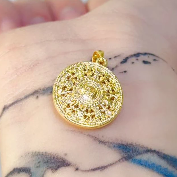 {江江好} 足金999 5D工艺 八宝罗盘吊坠 卡20mm