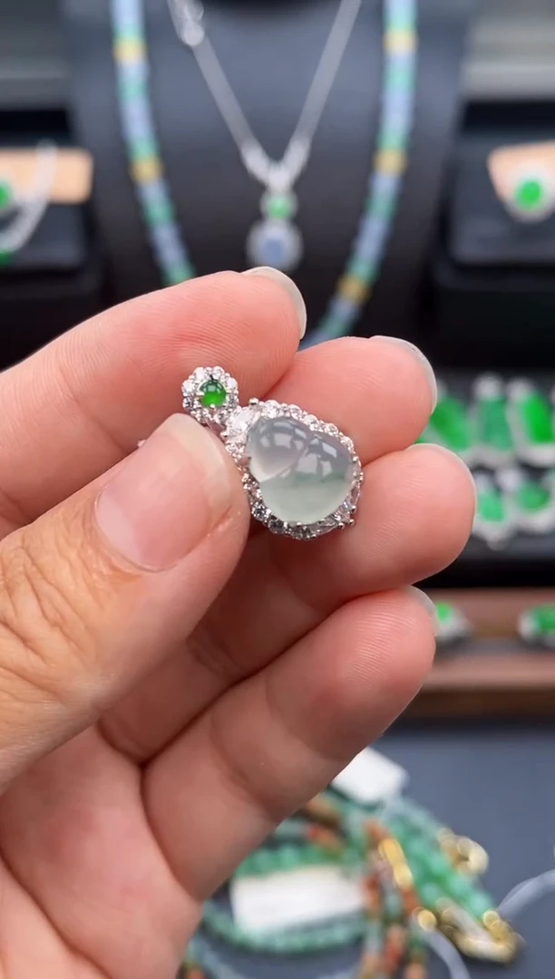 吊坠(不含链)银S925镶嵌翡翠多人