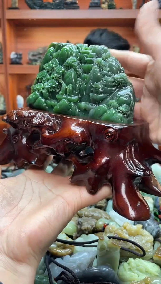 未镶嵌和田玉摆件1