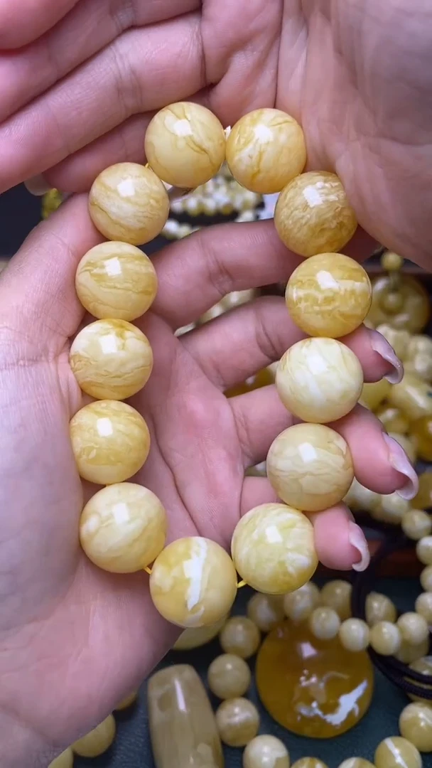 未镶嵌琥珀裸石葵.108