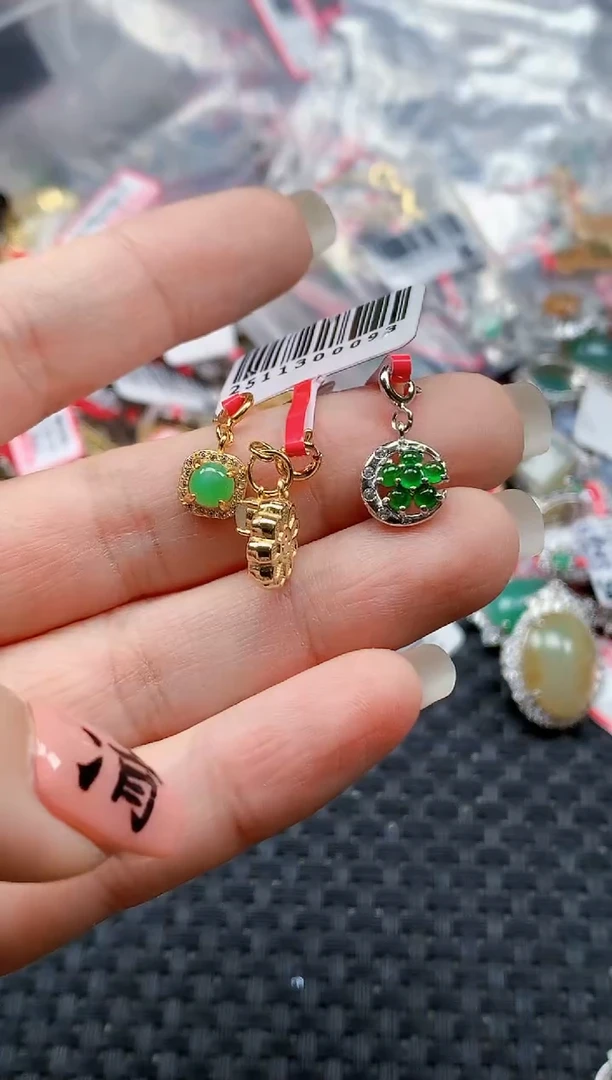 银S925镶嵌戒指翡翠天然A货缅甸翡翠