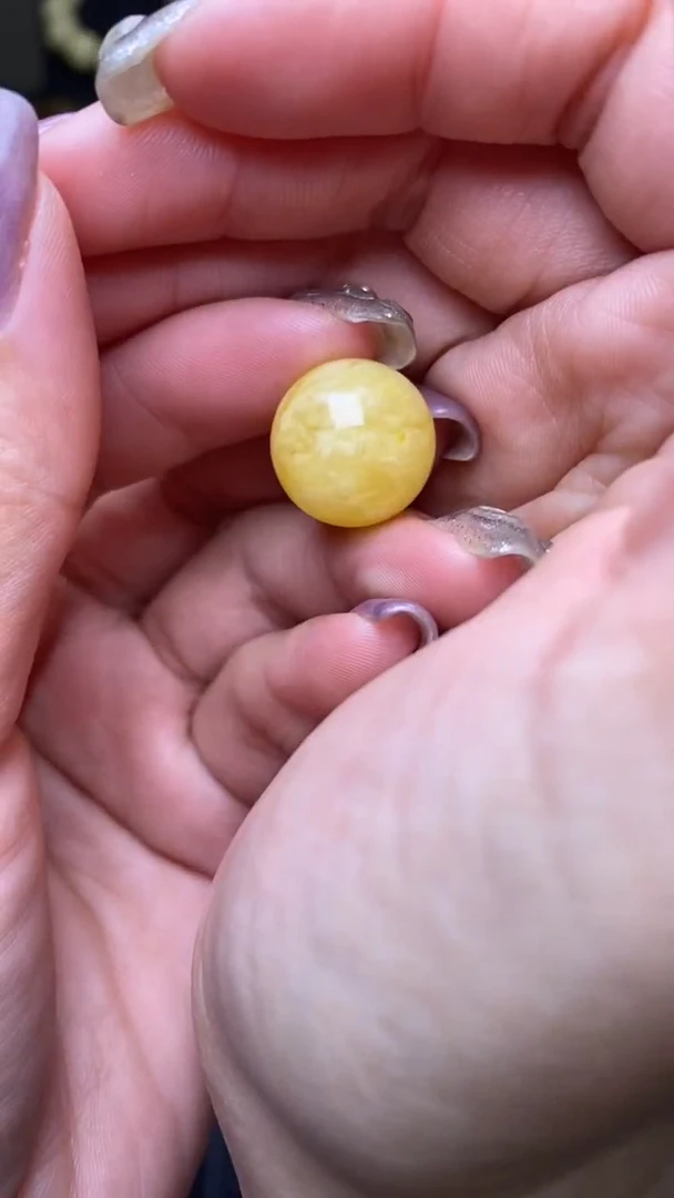 【闪购商品】琥珀裸石未镶嵌葵. 3