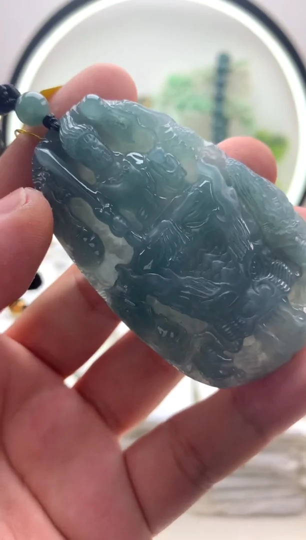 颈饰未镶嵌翡翠不动明王