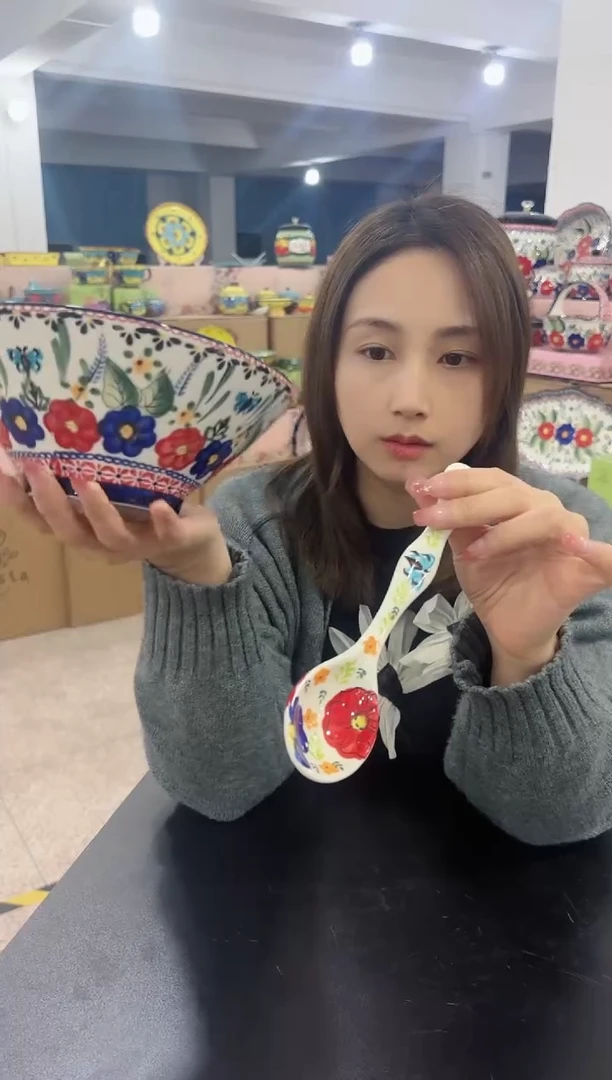 【闪购商品】瓷西里西亚8英寸斗笠碗+长柄勺