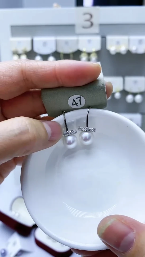 【闪购商品】淡水珍珠耳饰银S925镶嵌47