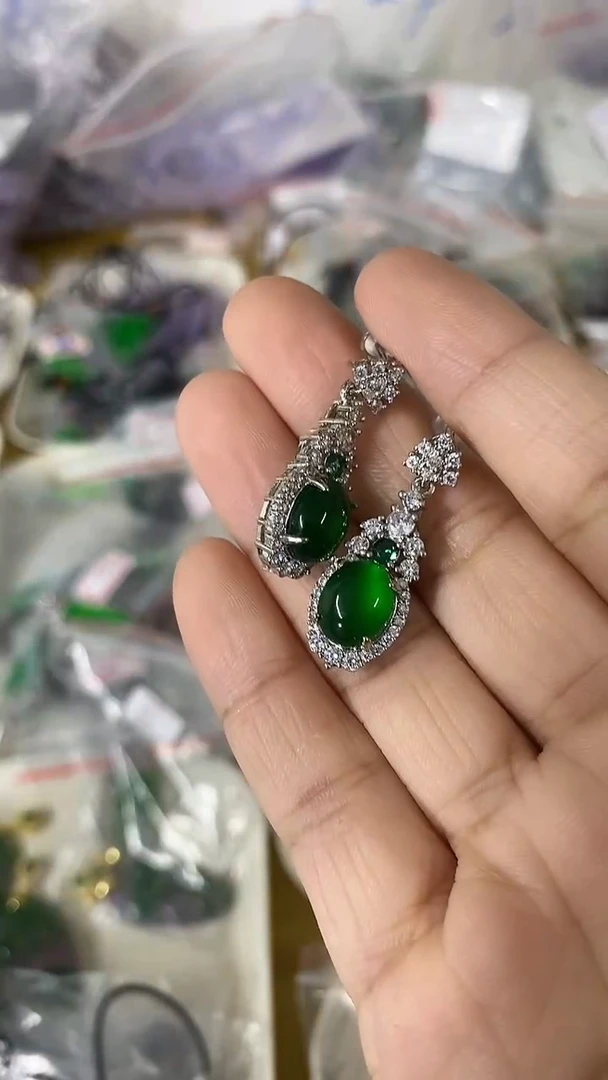 合金石英岩玉耳钉760