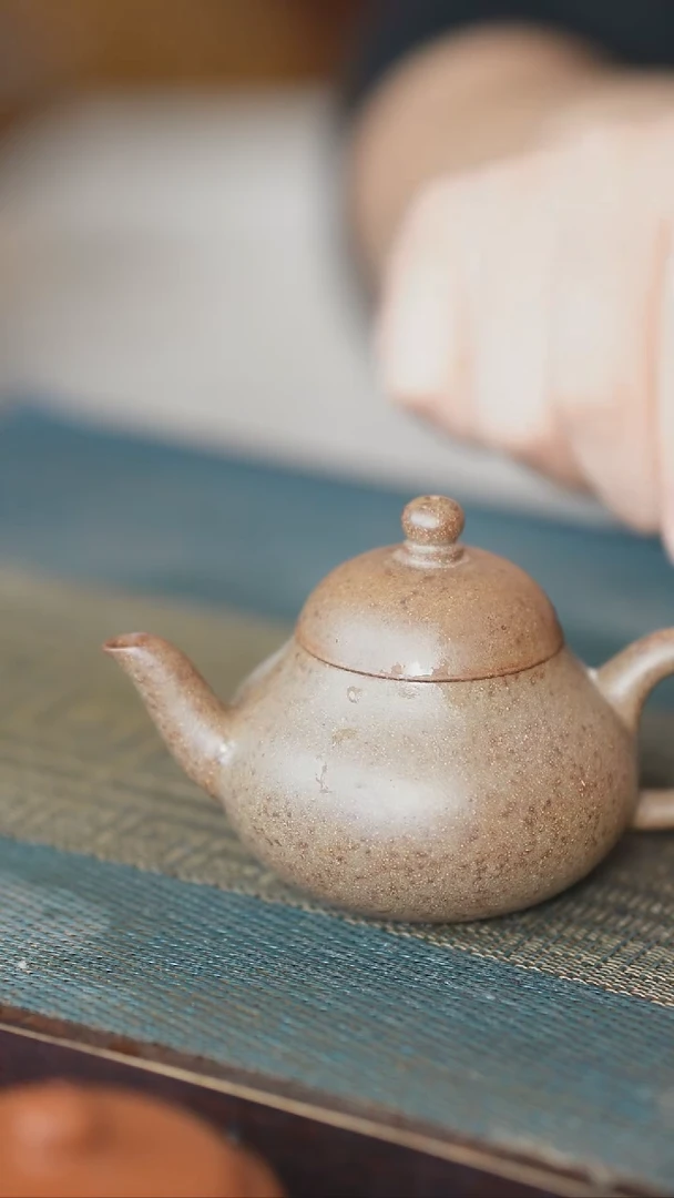 【闪购商品】喀左三川紫砂原矿手工制作