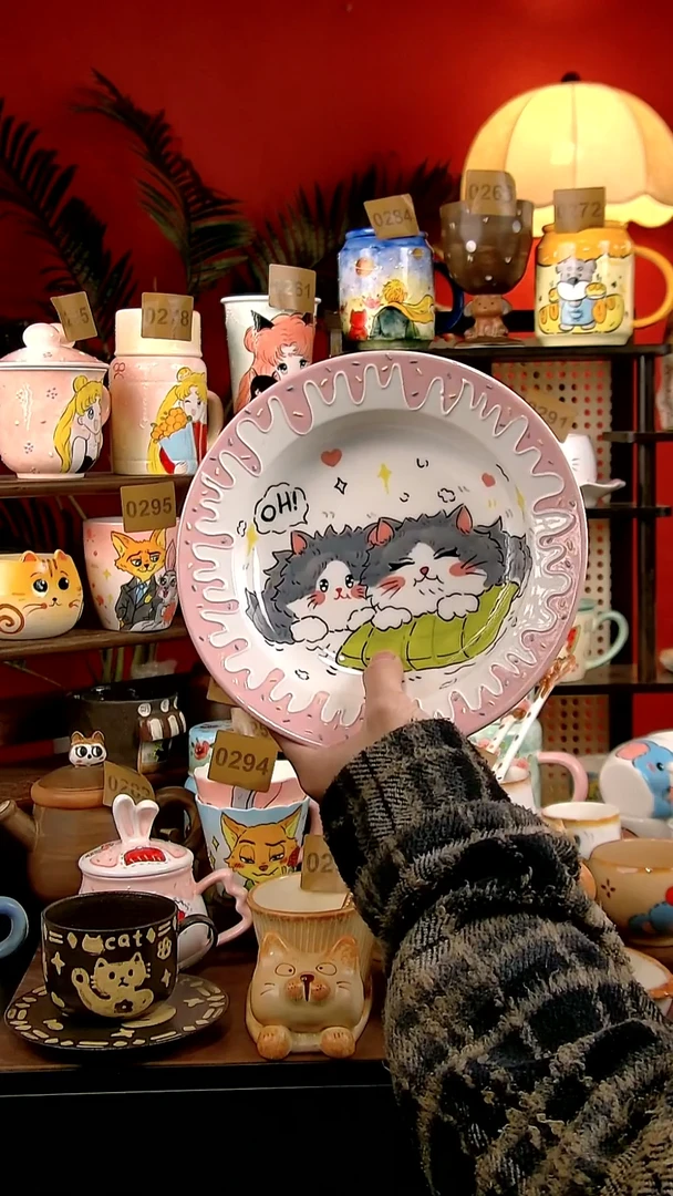盘瓷DIY景德镇创意手工陶瓷卡通风猫猫盘