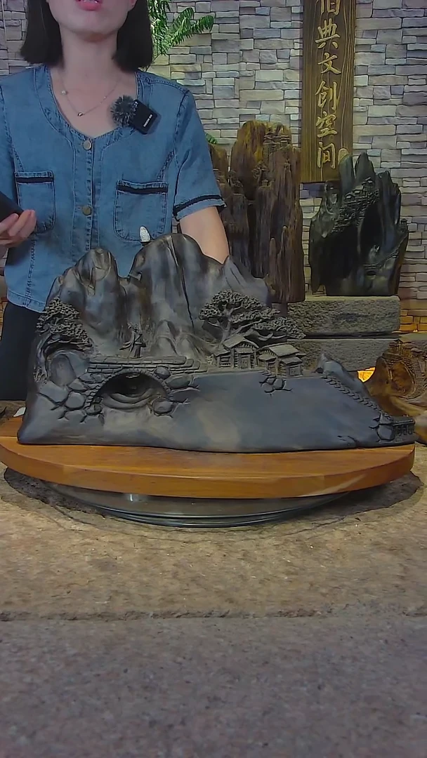 木以****…金丝楠乌木倒流香摆件