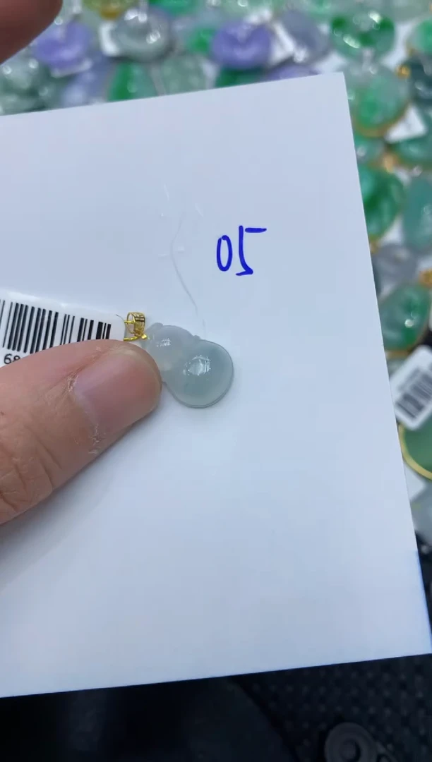 【闪购商品】翡翠颈饰18K金镶嵌11111111111