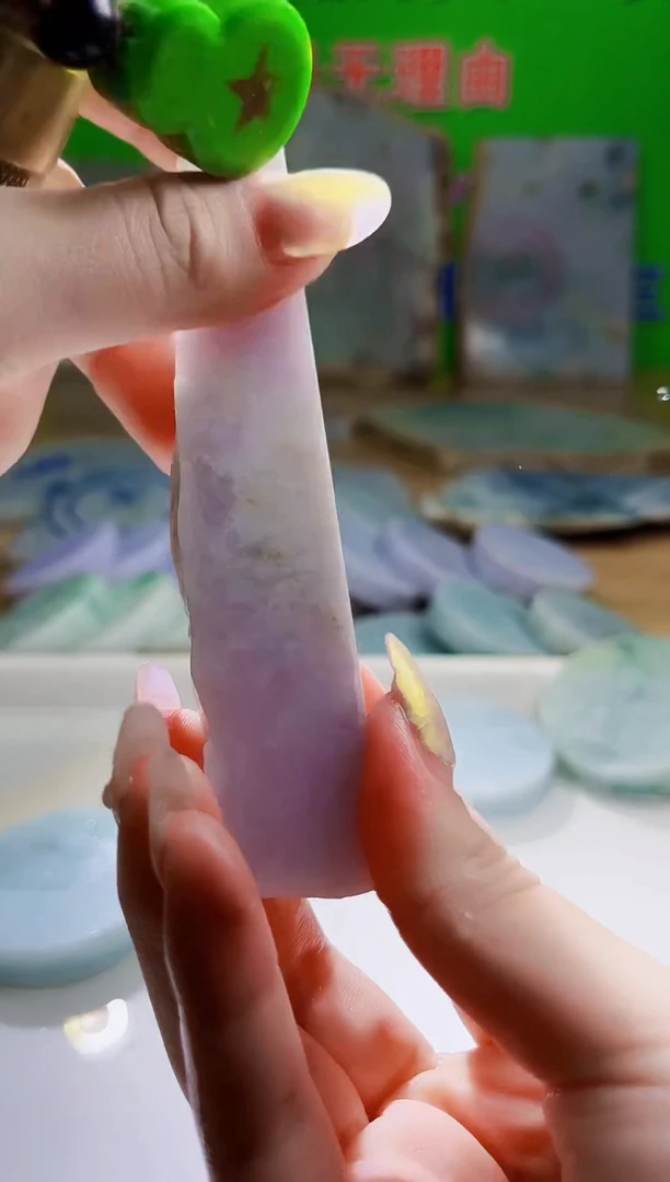 翡翠未镶嵌颈饰天然翡翠A货牙238