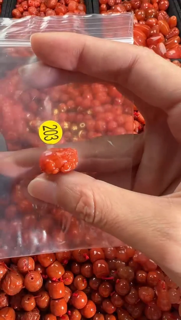 【闪购商品】南红玛瑙颈饰未镶嵌1