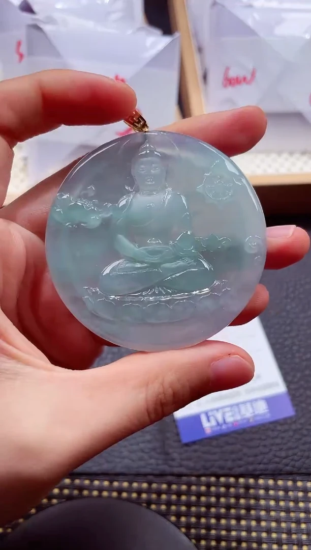 18K金镶嵌挂件翡翠000111大日