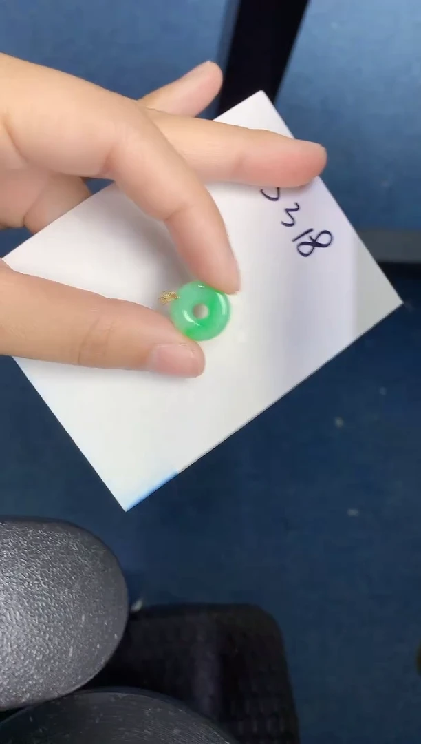 【闪购商品】翡翠颈饰18K金镶嵌000000000