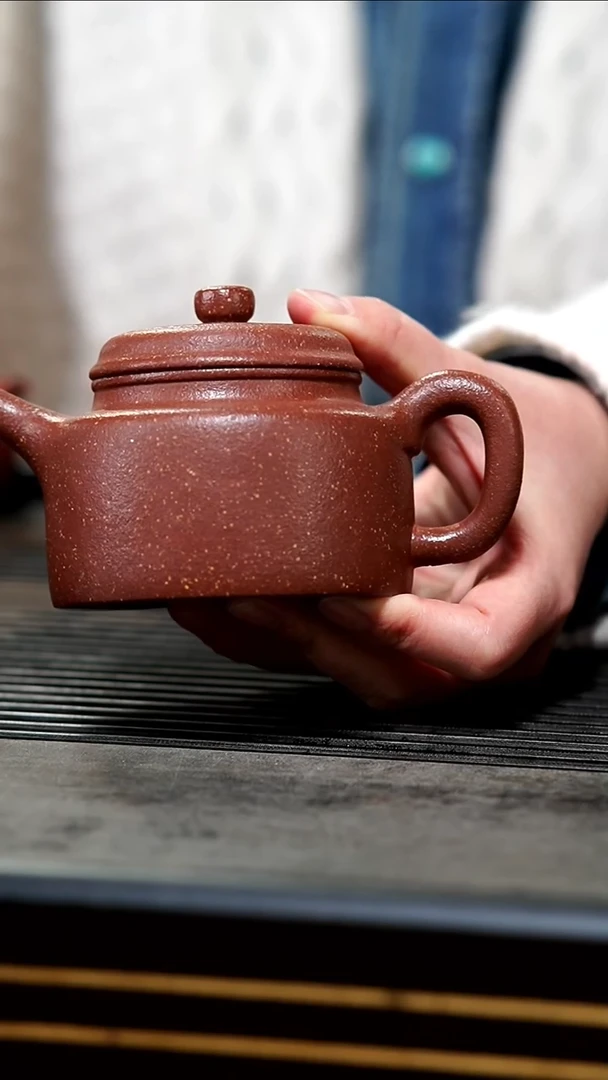 【闪购商品】紫砂茶壶20-微瑕全手红降坡德钟240cc