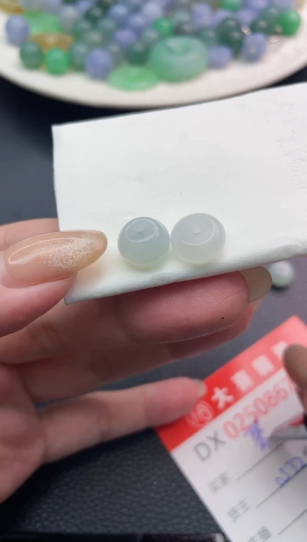 定制翡翠未镶嵌珠子