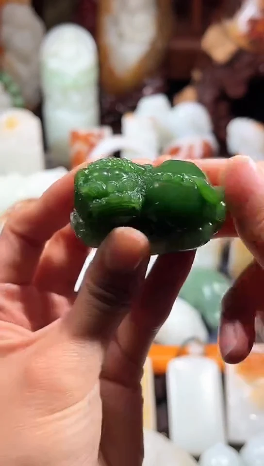 未镶嵌和田玉把件精品