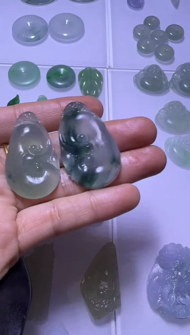 未镶嵌定制翡翠如意