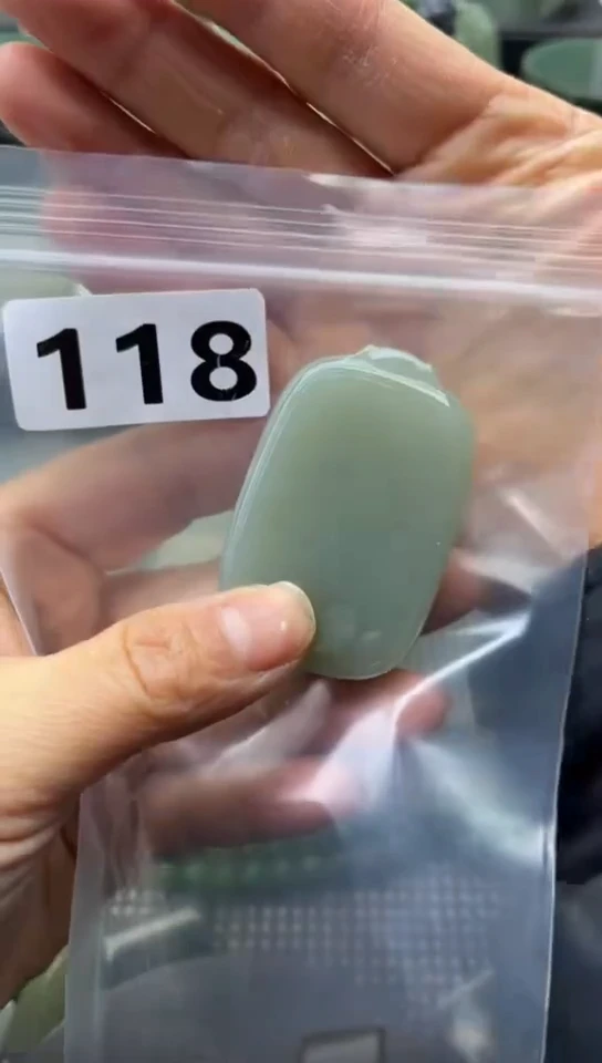 未镶嵌和田玉珠宝半成品牌子