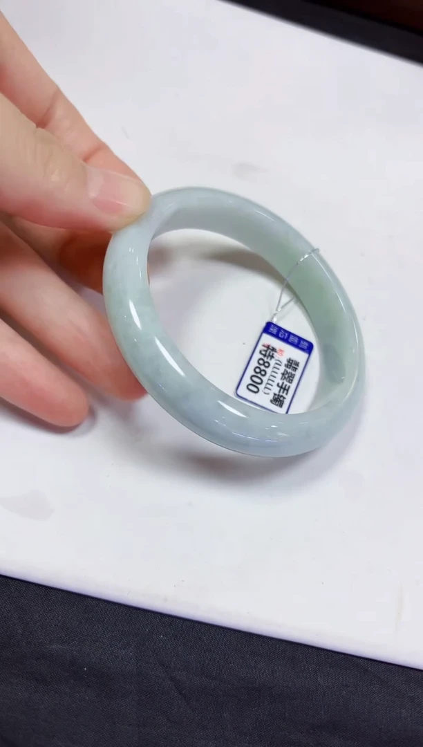 颈饰未镶嵌翡翠59.2手镯