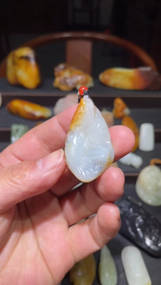 吊坠(不含链)未镶嵌和田玉和田玉年年有鱼吊坠