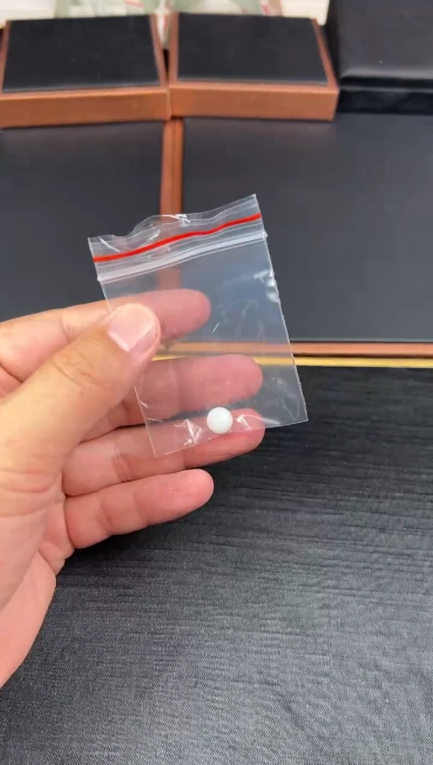 【闪购商品】和田玉手串未镶嵌且末微色差卡8单株