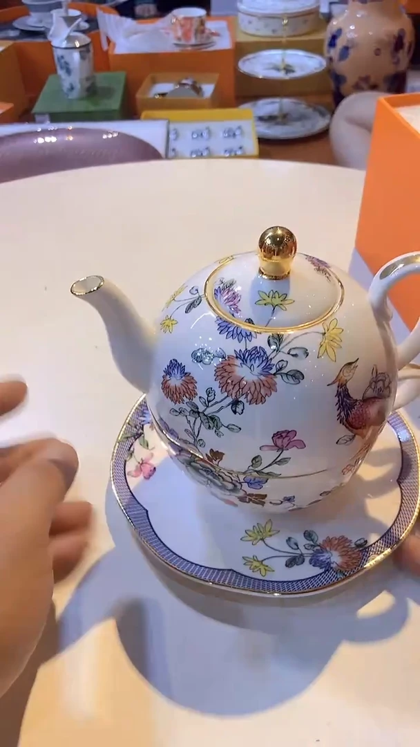 鸿辉家品牌瓷器，京东包邮！