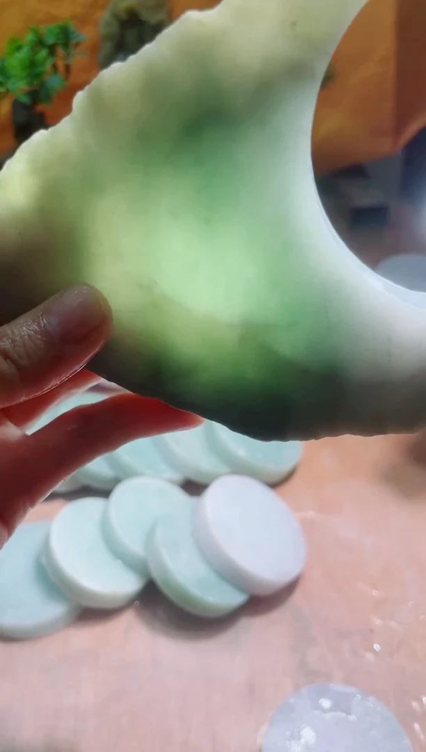未镶嵌挂件翡翠A货砚曹298