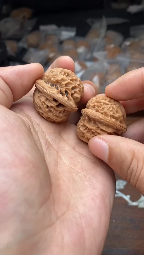 【闪购商品】文玩核桃把件A67号37尺宫灯