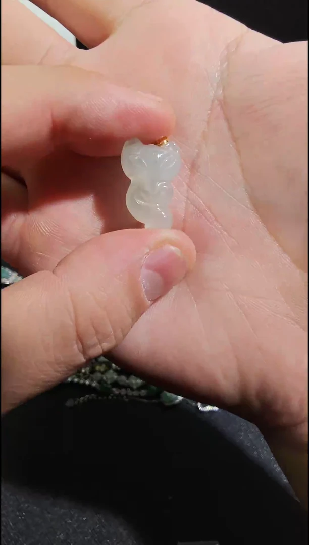 吊坠(不含链)18K金镶嵌翡翠18K金魅狐吊坠