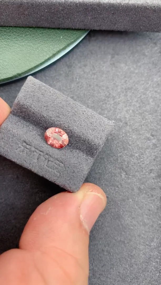 未镶嵌裸石定制蓝宝石1.1ct 无烧帕帕拉恰 定制