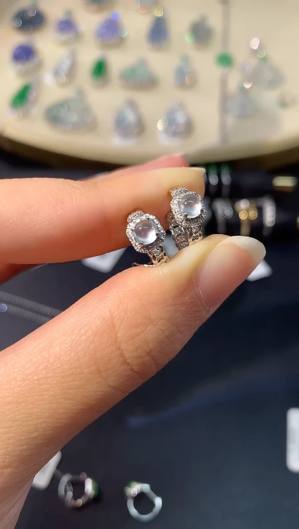 翡翠18K金镶嵌耳饰A115 |  2680