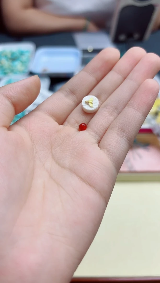 玛瑙/玉髓配饰未镶嵌玛瑙鱼尾配饰*1 GW