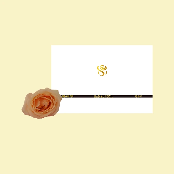 韩松伊双霜是韩国进口原料化妆品，能看得见水珠，保湿效果特棒