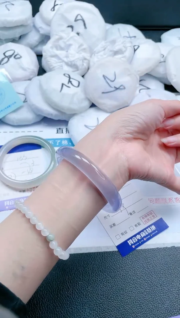 【闪购商品】石英质玉手镯未镶嵌22J134-59