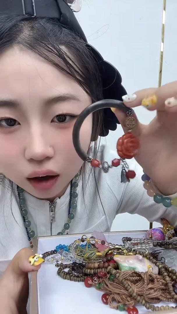 玛瑙/玉髓颈饰合金2960半镯