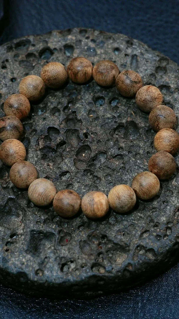 沉香碎屑沉香柬埔寨棋楠种1.1 10克+