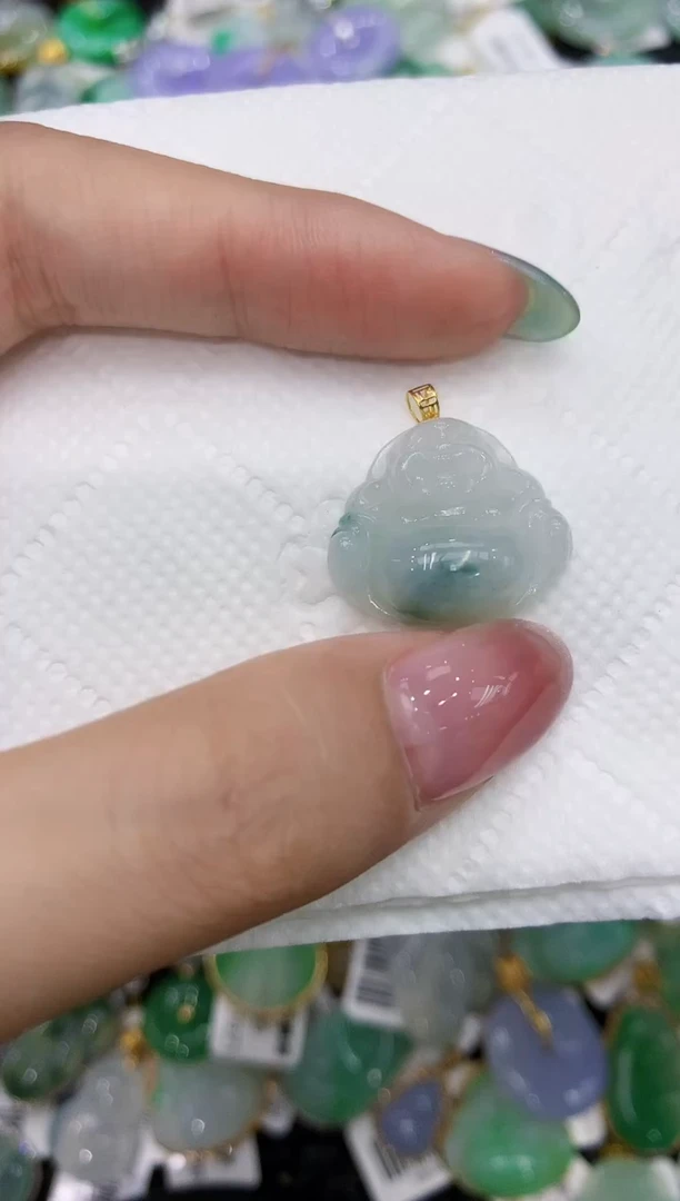 翡翠18K金镶嵌颈饰111111111111