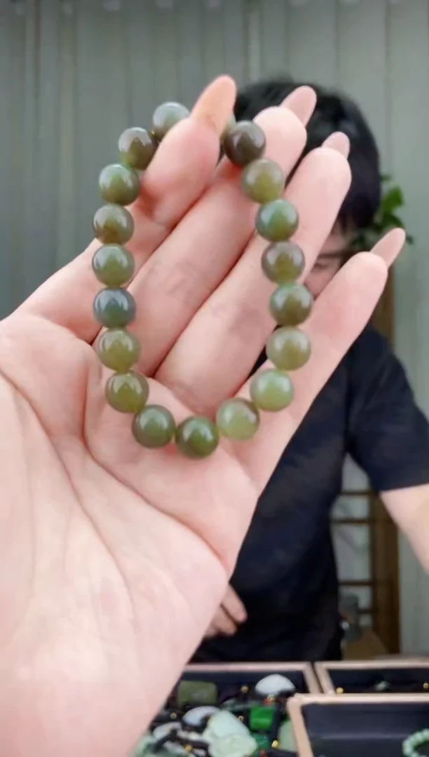 未镶嵌和田玉挂件拍一发一，多样性发货！