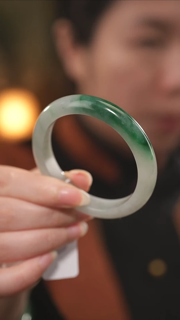 未镶嵌手镯翡翠圈口55.6 翡翠手镯