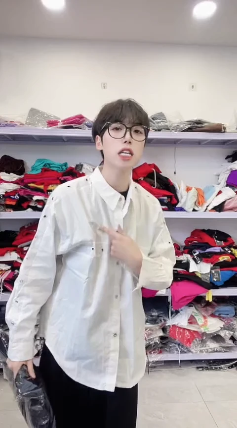 闪电购精品女装21L