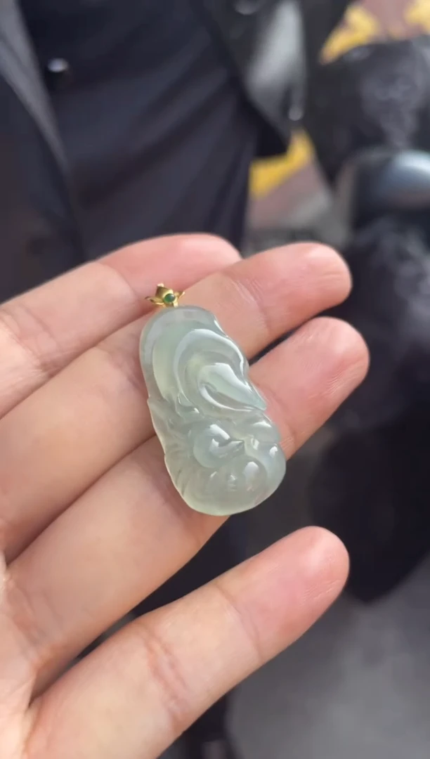 吊坠(不含链)18K金镶嵌翡翠性价比推荐镶嵌聪明狐
