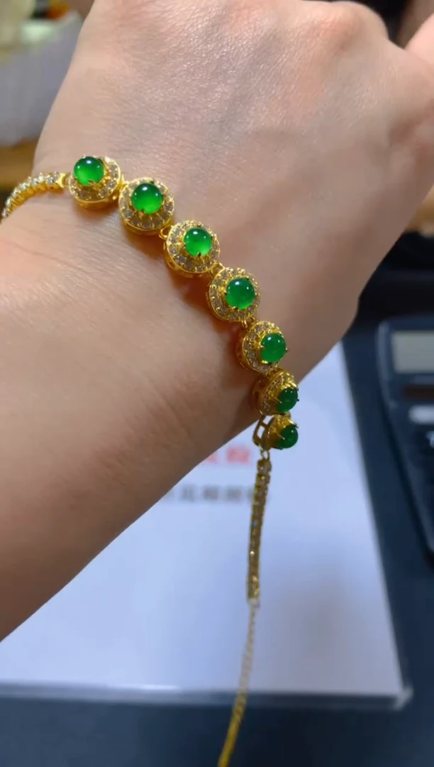 未镶嵌手链翡翠多样性发一