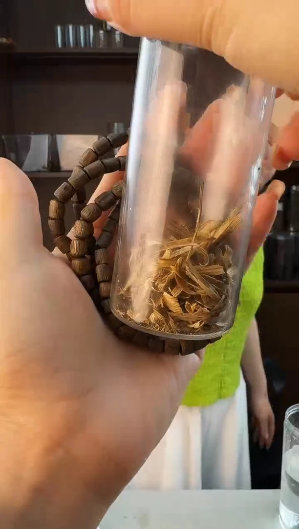 沉香碎屑沉香06张勺子沉水桶静静沉香甄选多样性发一