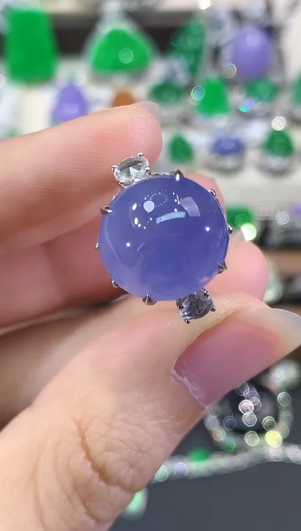 18K金镶嵌戒指翡翠元*B72紫货有色差