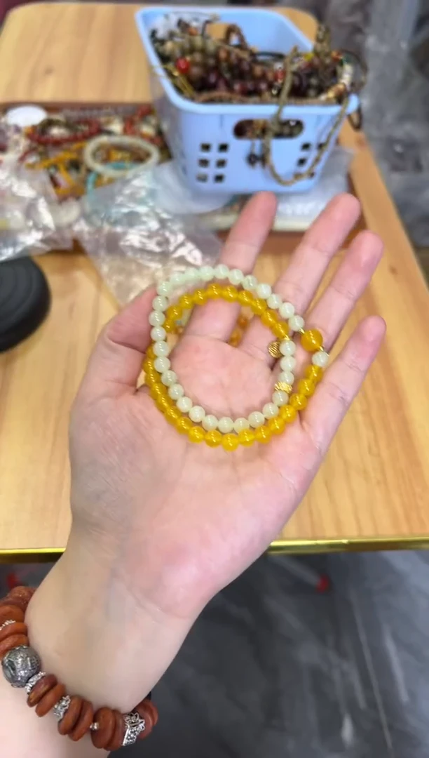 手链未镶嵌和田玉和田玉鸡油黄玛瑙双圈手链[0204]