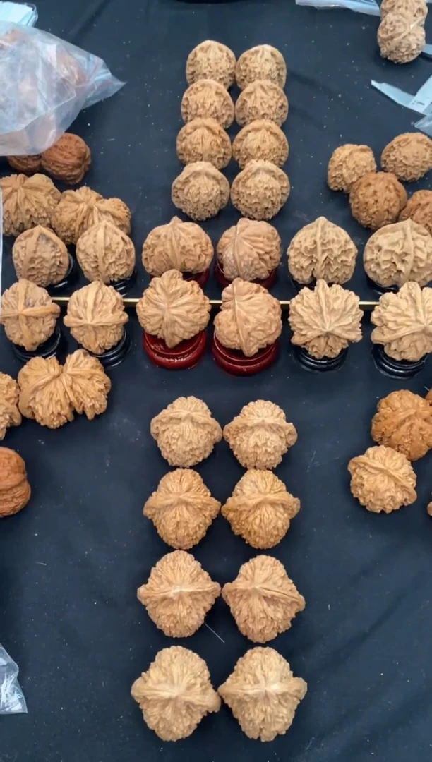 【闪购商品】文玩核桃把件南疆石42