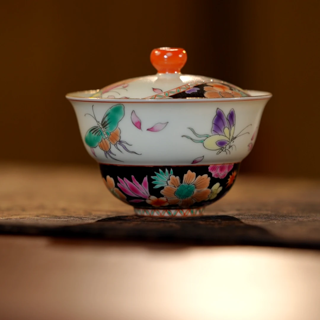 雨溪山房-百花戏蝶盖碗