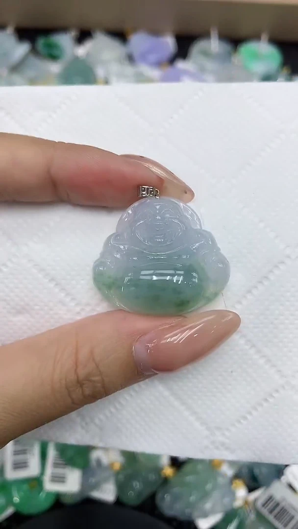 颈饰18K金镶嵌翡翠1