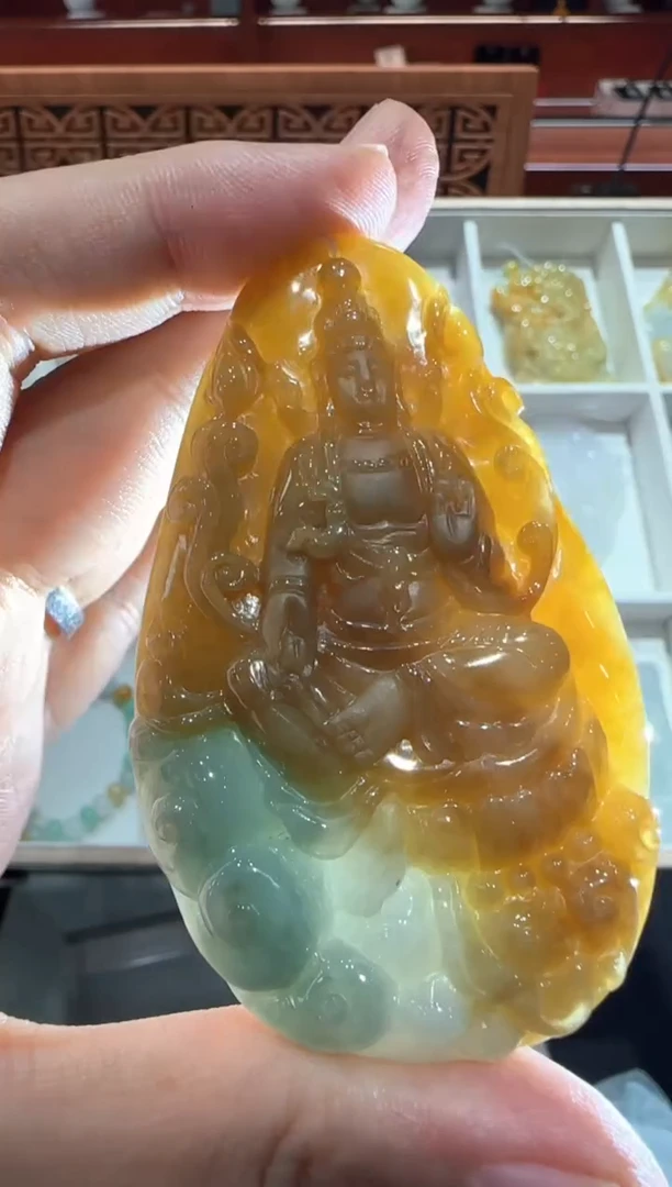 翡翠挂件未镶嵌A货翡翠多样性孤品